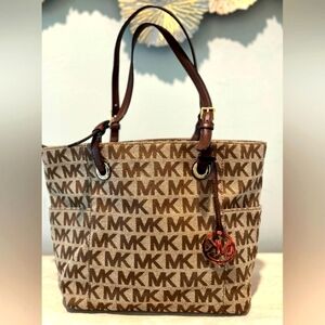 Immaculate, Like New Michael Kors Brown Monogram Canvas & Leather Tote